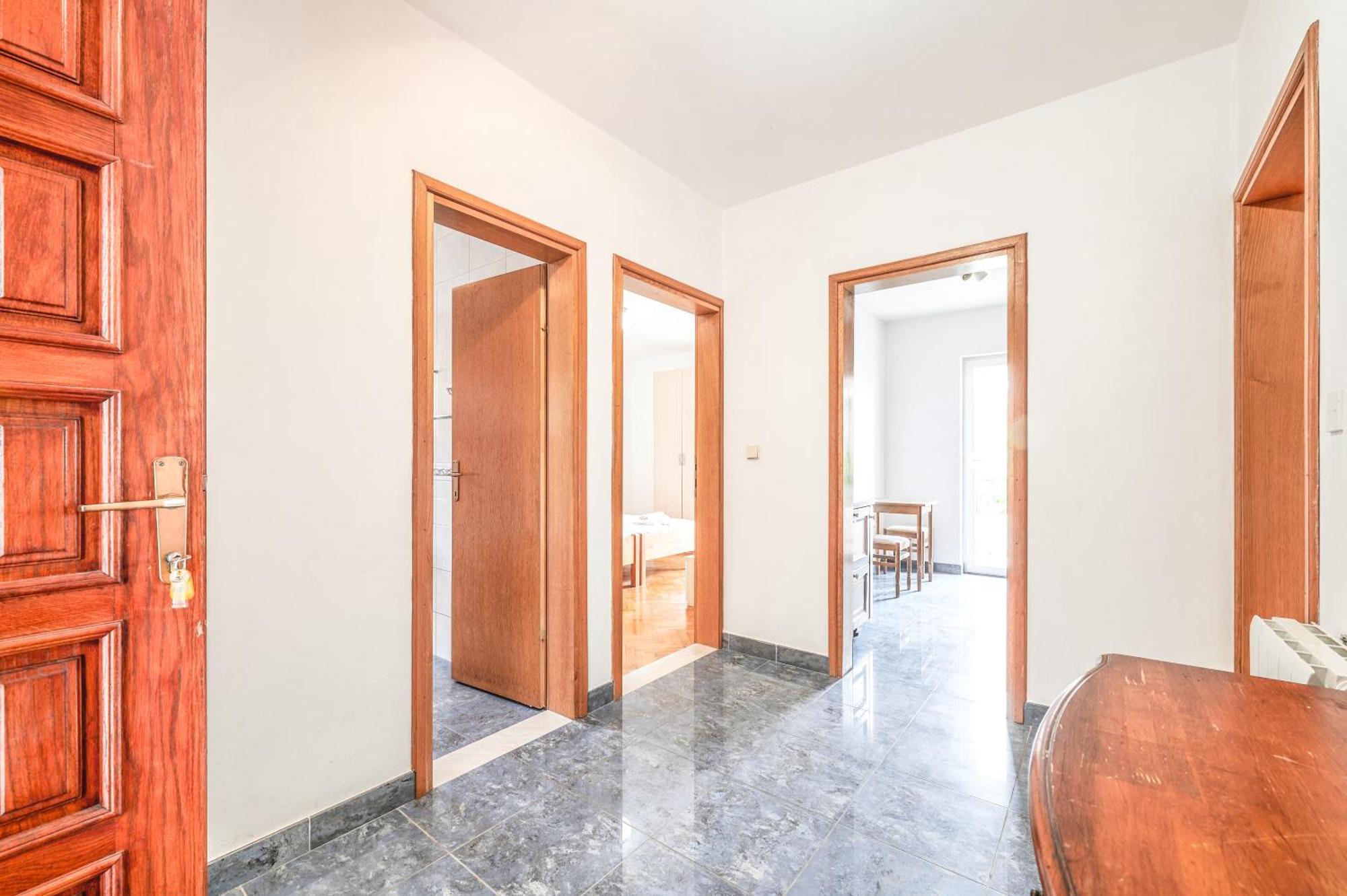 Vila Veljko Okrug Gornji Rom bilde