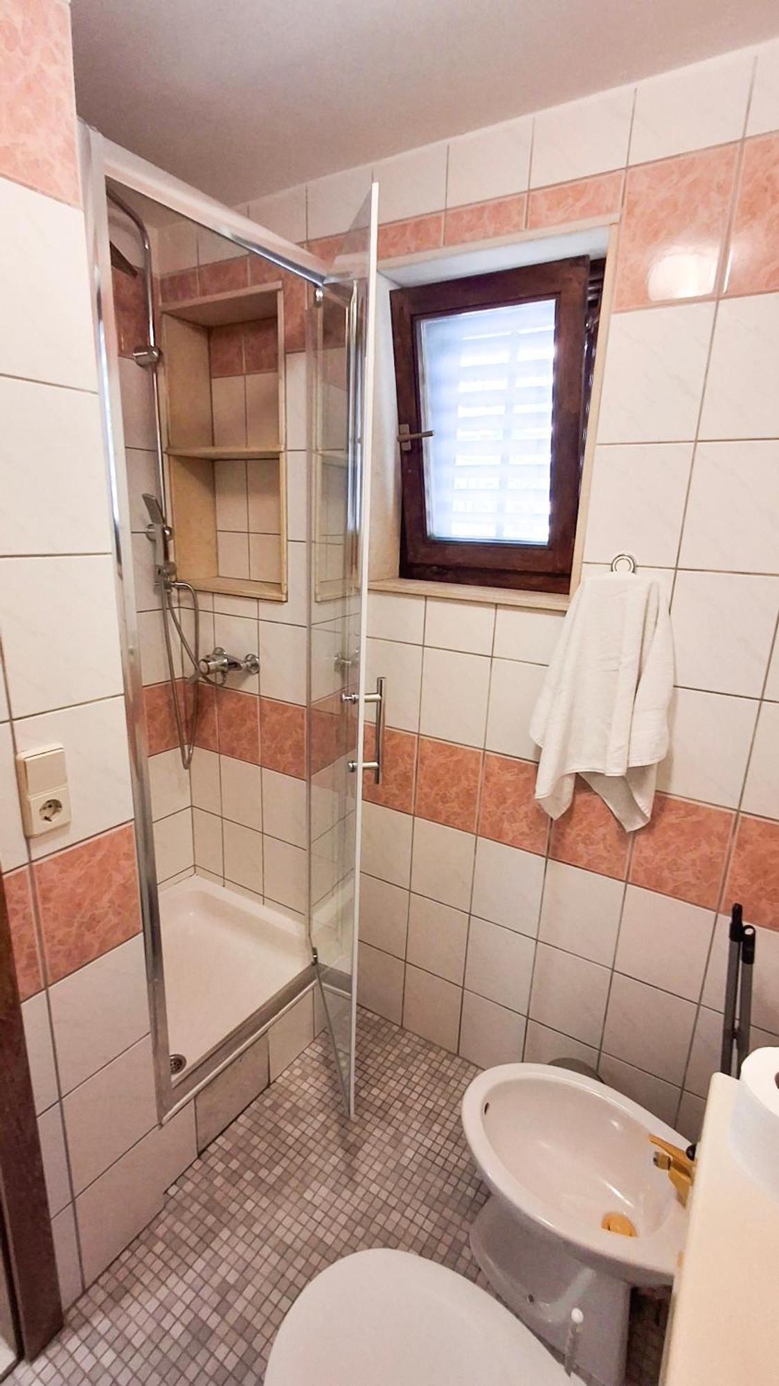 Vila Veljko Okrug Gornji Rom bilde